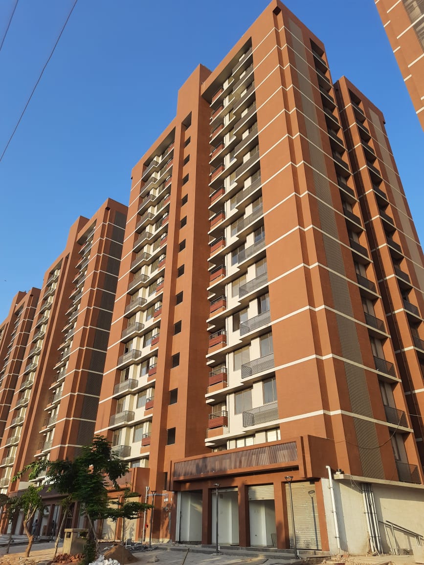 2676 Sq.FT Showroom Ground Floor for Sell in Shilaj Ahmedabad