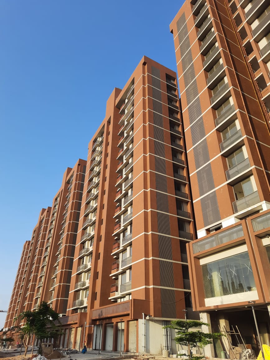 2676 Sq.FT Showroom Ground Floor for Sell in Shilaj Ahmedabad - Media 3