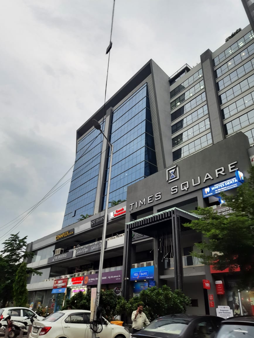 1306 Sq.FT Showroom Second Floor for Rent in Thaltej Ahmedabad - Media 6