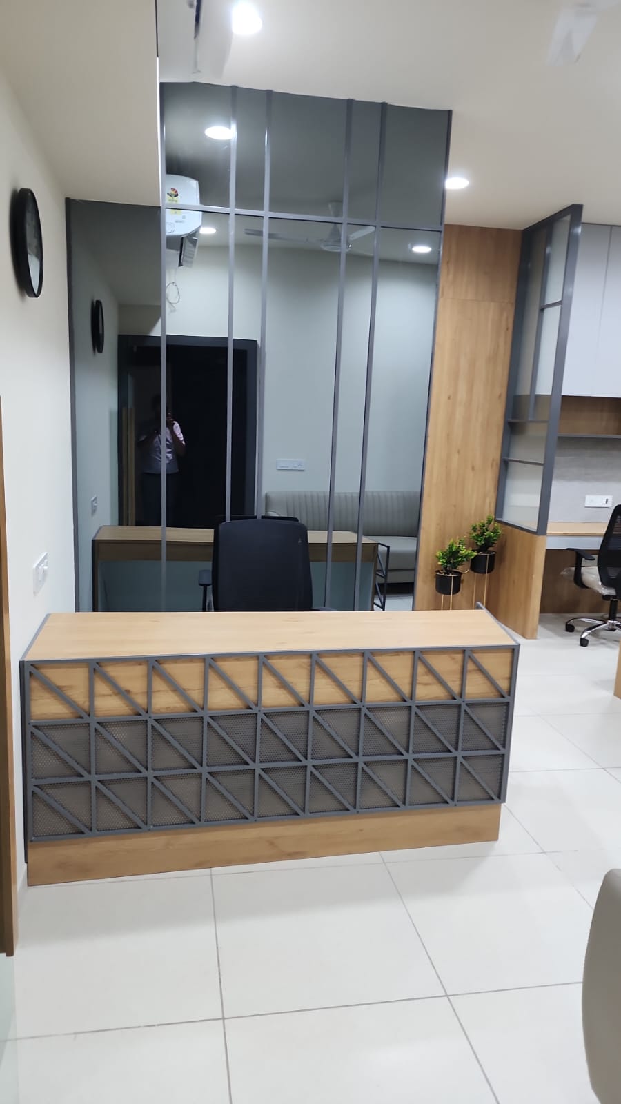 920 Sq.FT Commercial Office for Rent in Science City Road Ahmedabad - Media 5