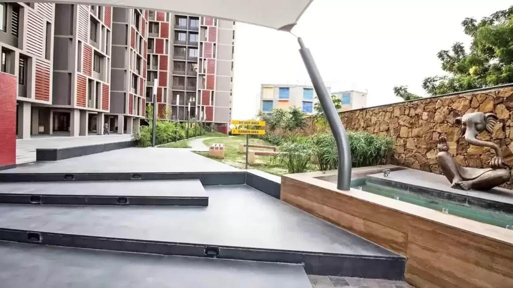 3 BHK 1545 Sq.FT Residential Flat for Rent in Shilaj Ahmedabad - Media 4