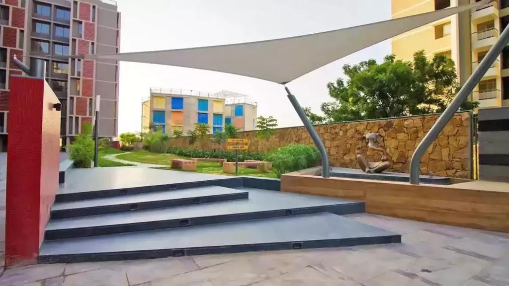 3 BHK 1545 Sq.FT Residential Flat for Rent in Shilaj Ahmedabad - Media 3
