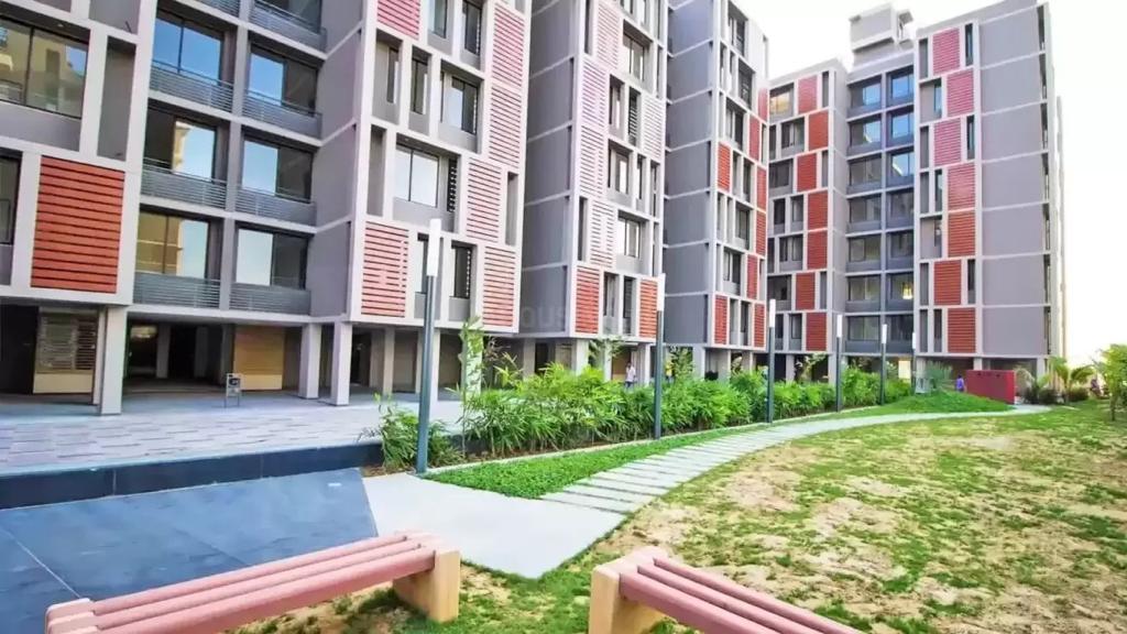 3 BHK 1545 Sq.FT Residential Flat for Rent in Shilaj Ahmedabad - Media 2