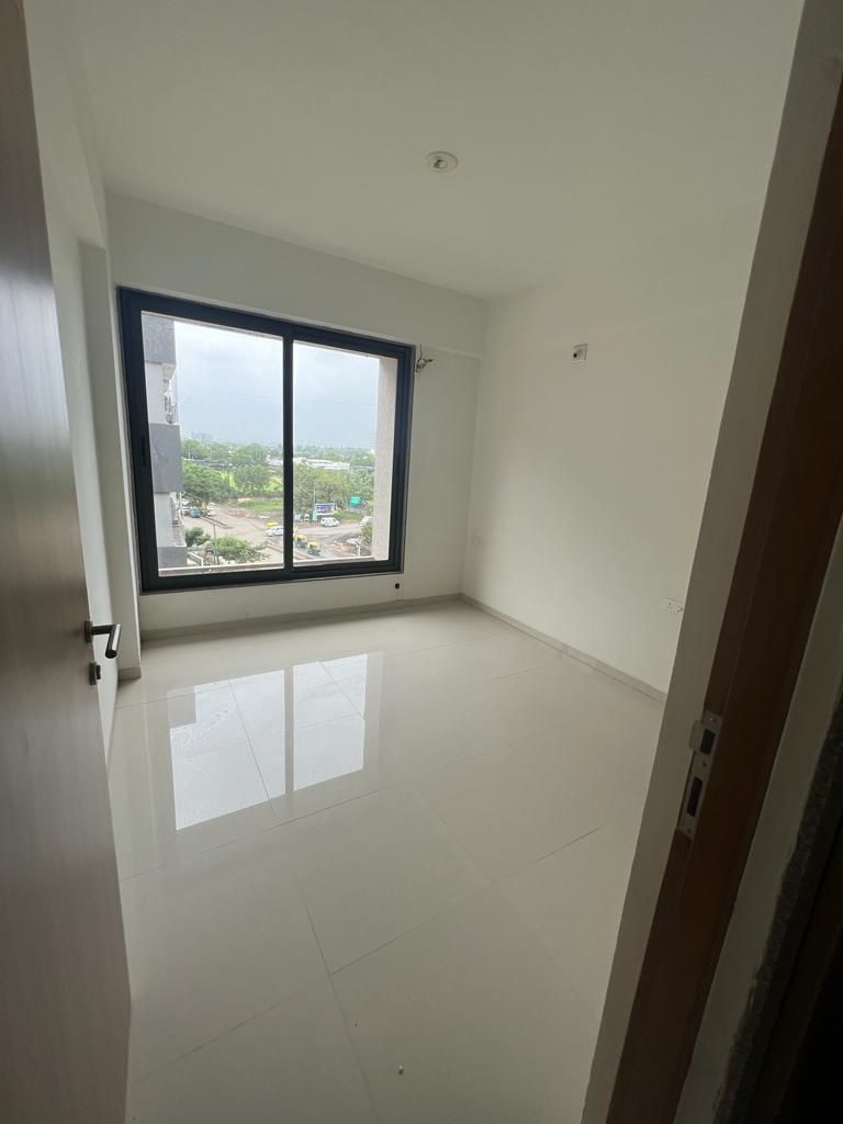 3 BHK 1872 Sq.FT Residential Flat for Rent in Science City Road Ahmedabad - Media 10