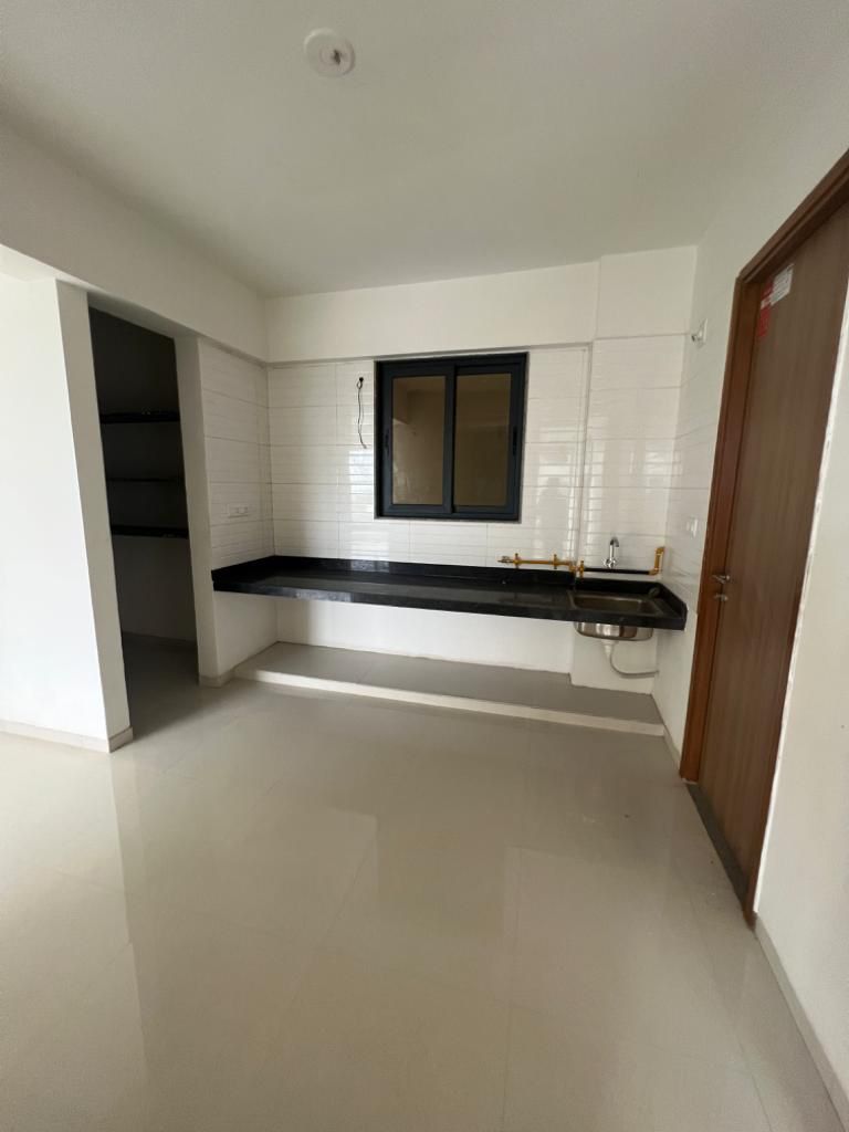 3 BHK 1872 Sq.FT Residential Flat for Rent in Science City Road Ahmedabad - Media 7