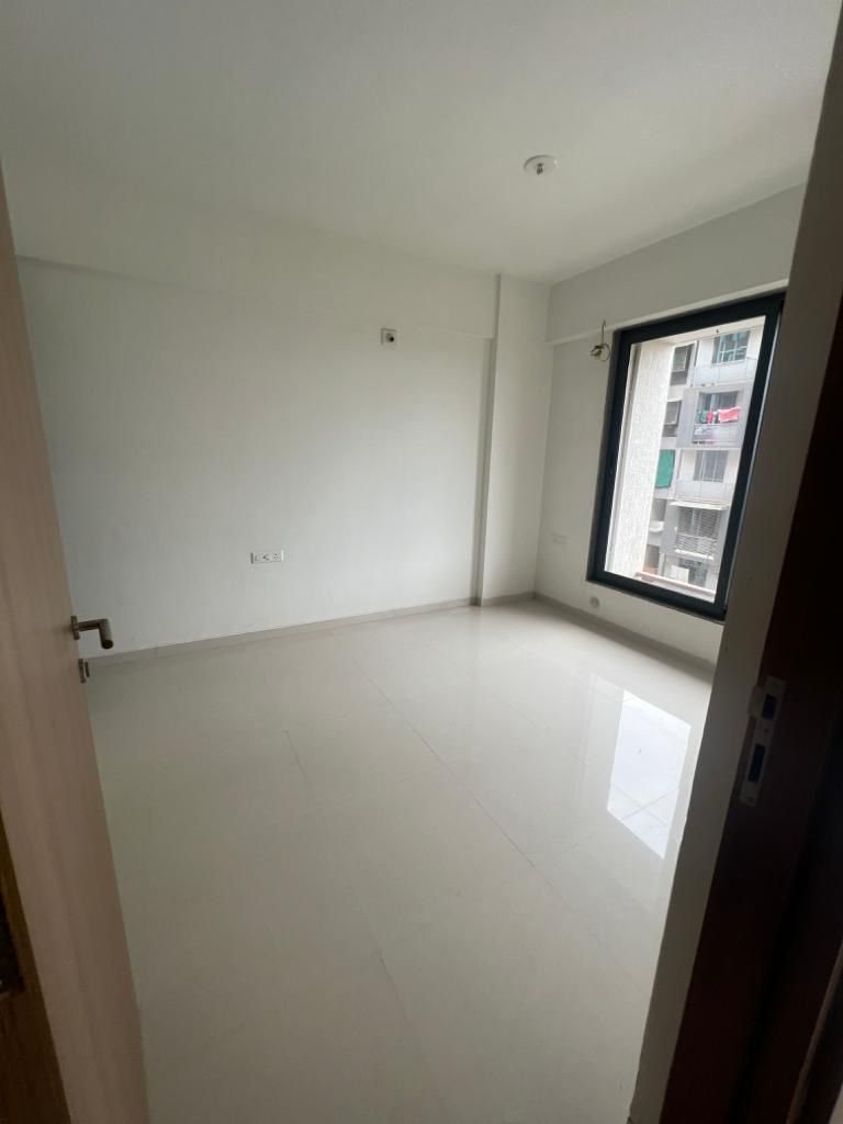 3 BHK 1872 Sq.FT Residential Flat for Rent in Science City Road Ahmedabad - Media 6