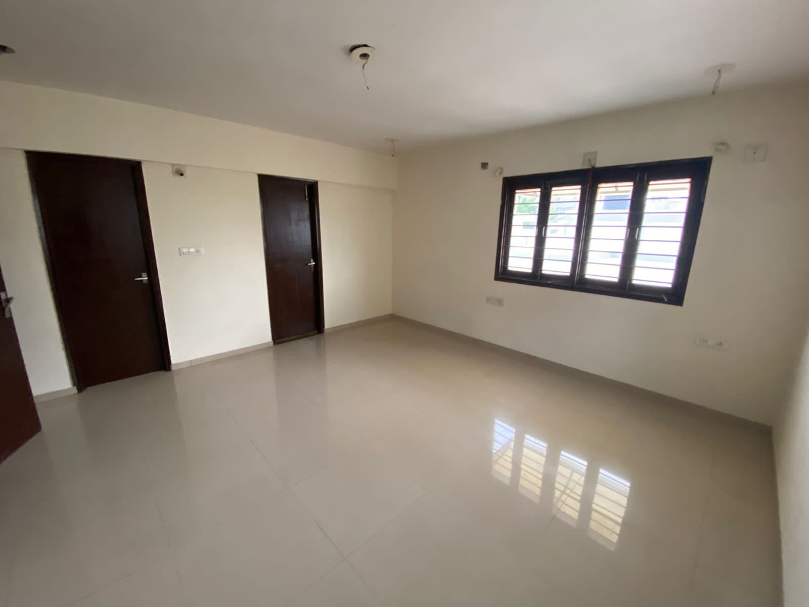 4 BHK 450 Sq.YRD Residential Bunglow for Rent in Sola Ahmedabad - Media 12