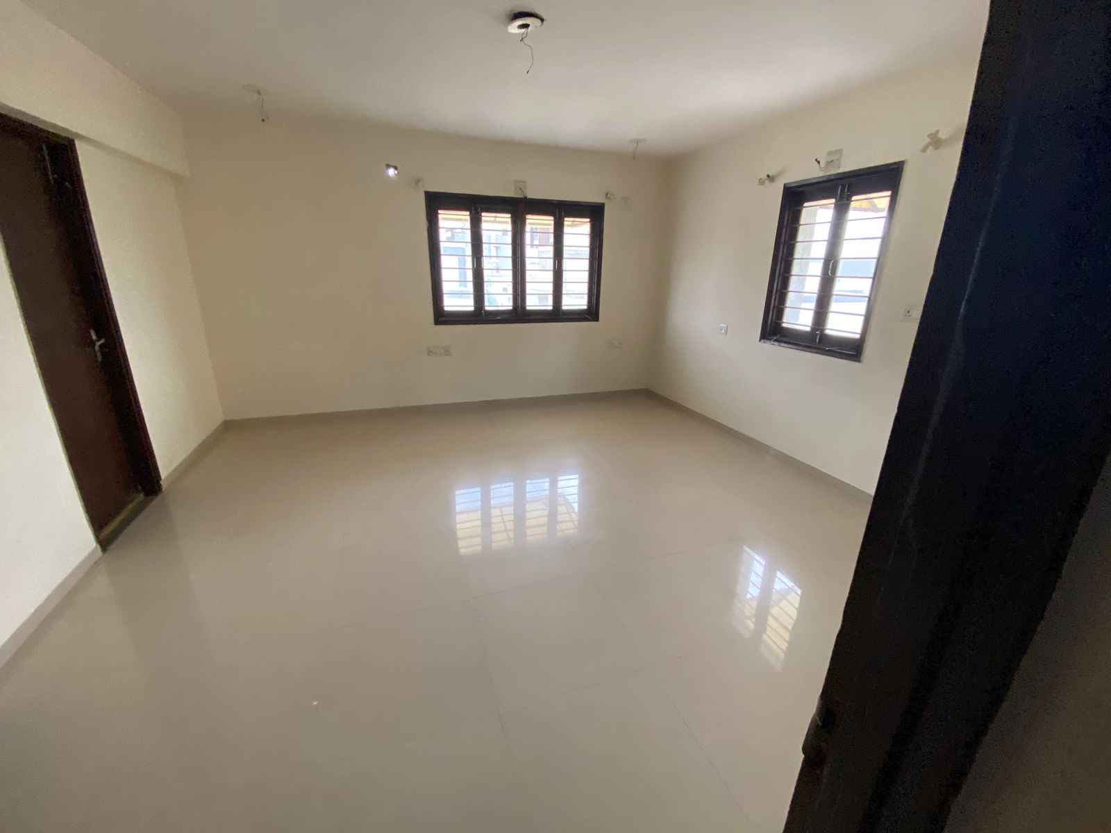 4 BHK 450 Sq.YRD Residential Bunglow for Rent in Sola Ahmedabad - Media 13