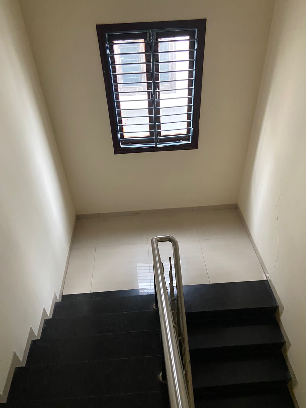 4 BHK 450 Sq.YRD Residential Bunglow for Rent in Sola Ahmedabad - Media 10