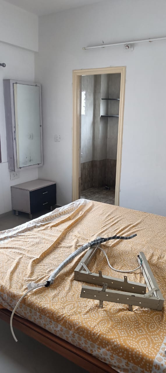 3 BHK 1842 Sq.FT Residential Flat for Rent in Sola Ahmedabad - Media 4