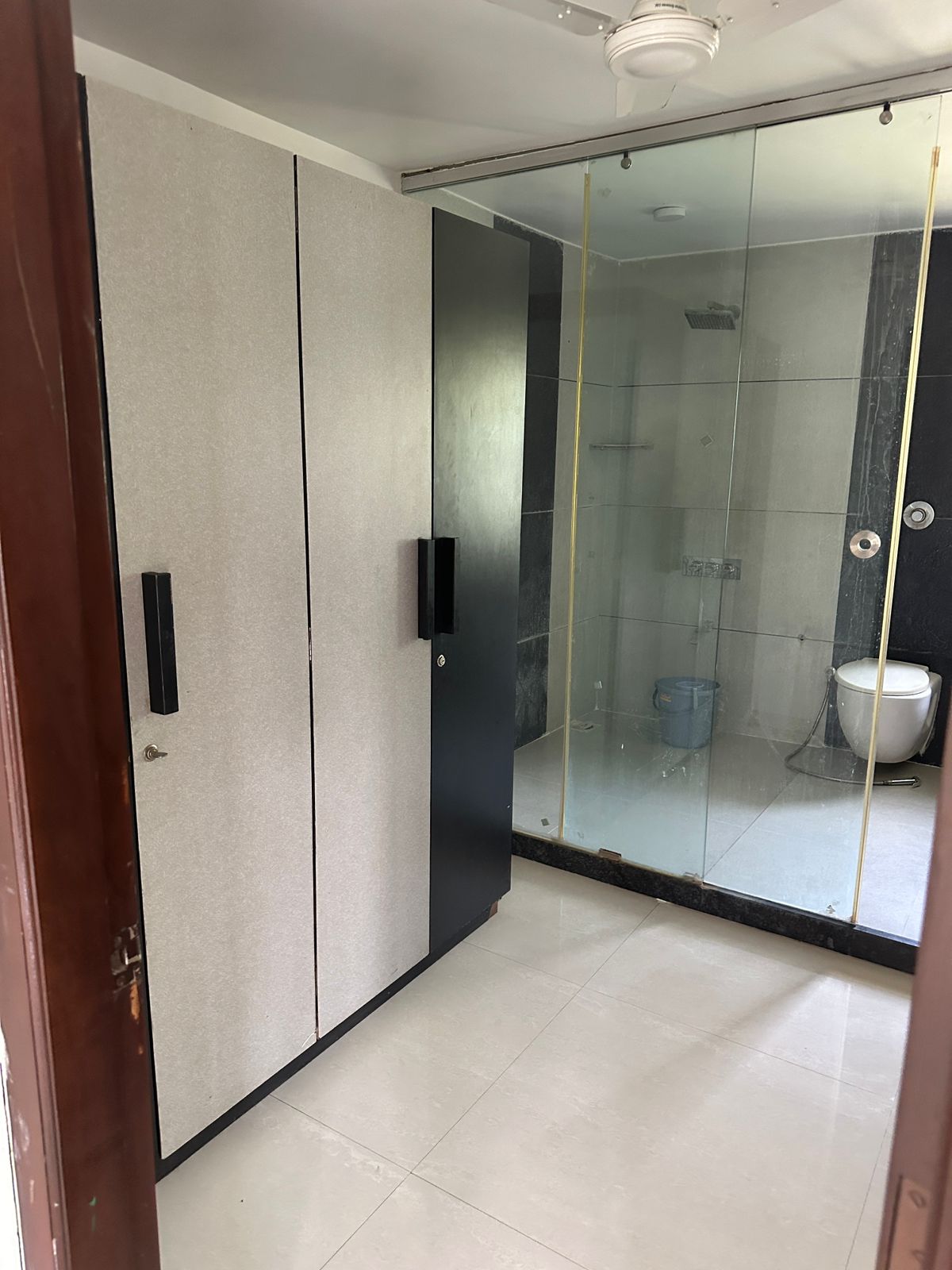 5 BHK 800 Sq.YRD Residential Bunglow for Rent in Thaltej Ahmedabad - Media 10