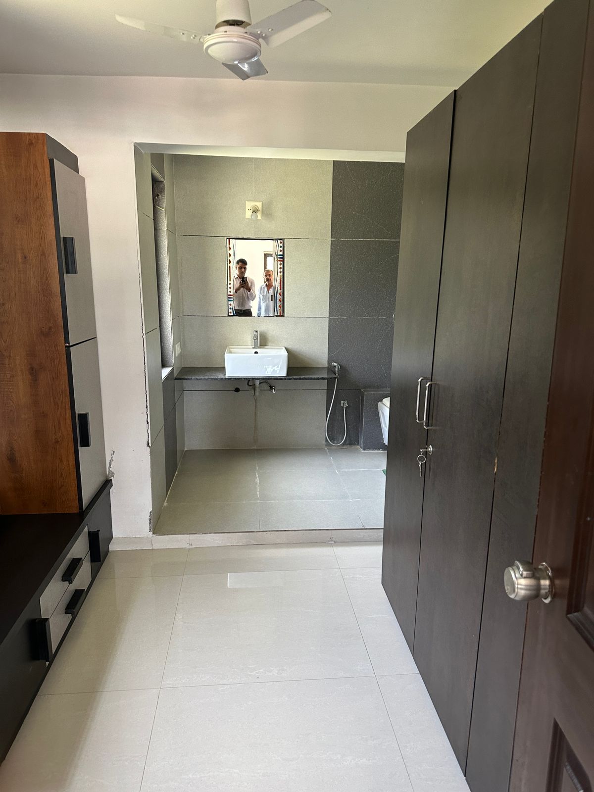 5 BHK 800 Sq.YRD Residential Bunglow for Rent in Thaltej Ahmedabad - Media 7