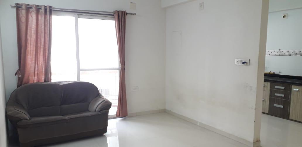 3 BHK 2250 Sq.FT Residential Flat for Rent in Sola Ahmedabad - Media 9
