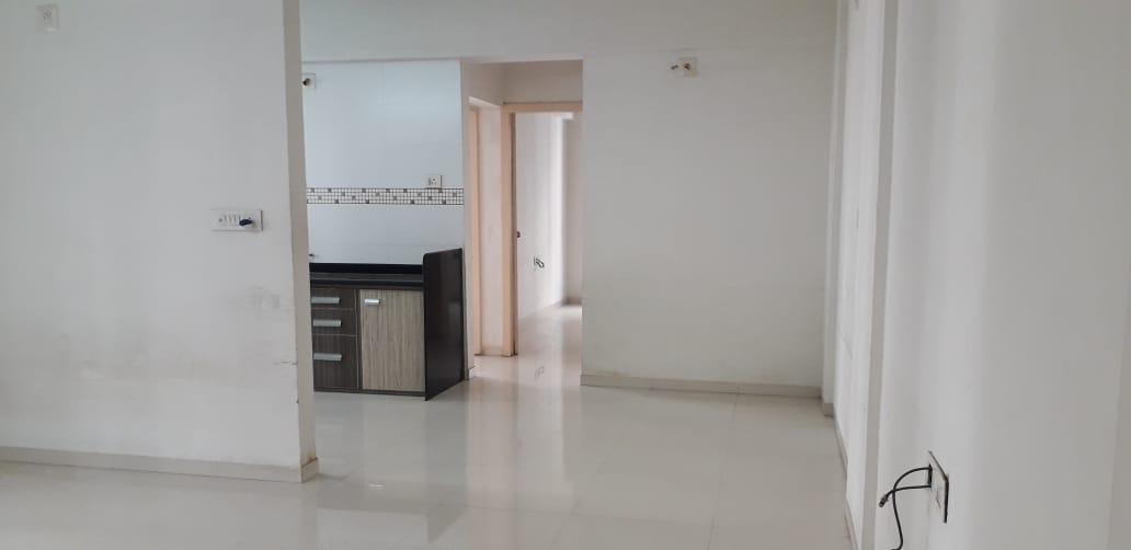 3 BHK 2250 Sq.FT Residential Flat for Rent in Sola Ahmedabad - Media 7
