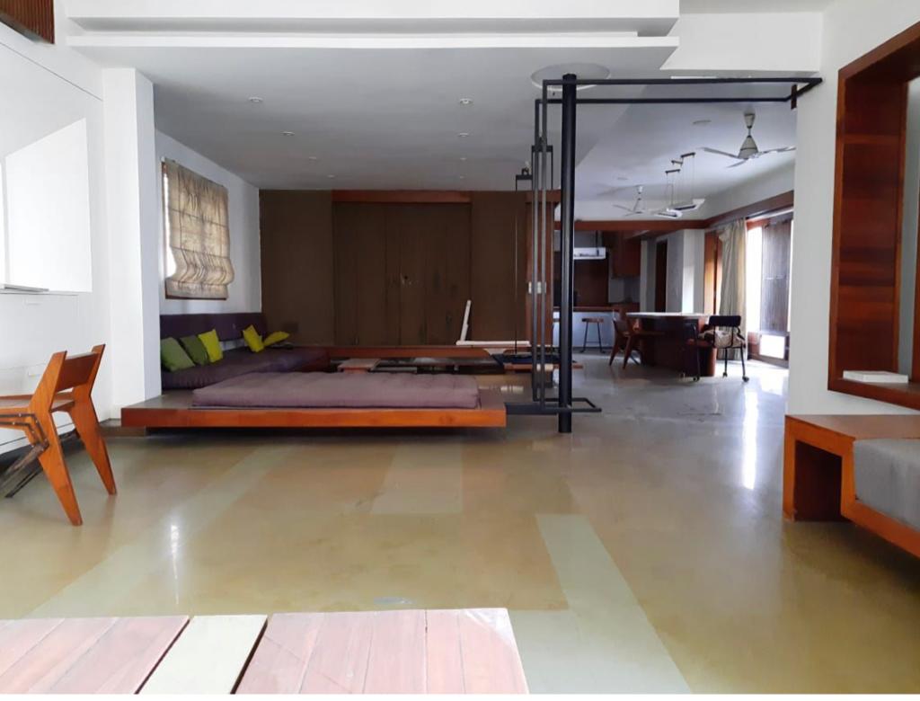 4 BHK 3500 Sq.FT Residential Flat for Rent in Bodakdev Ahmedabad - Media 8