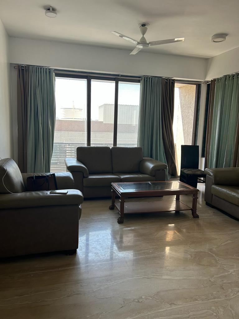 4 BHK 3500 Sq.FT Residential Flat for Rent in Prahladnagar Ahmedabad - Media 2
