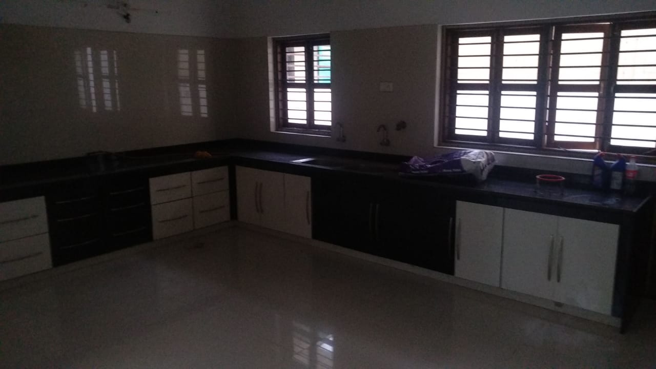 5 BHK 5166 Sq.FT Residential Bunglow for Rent in Thaltej Ahmedabad - Media 12