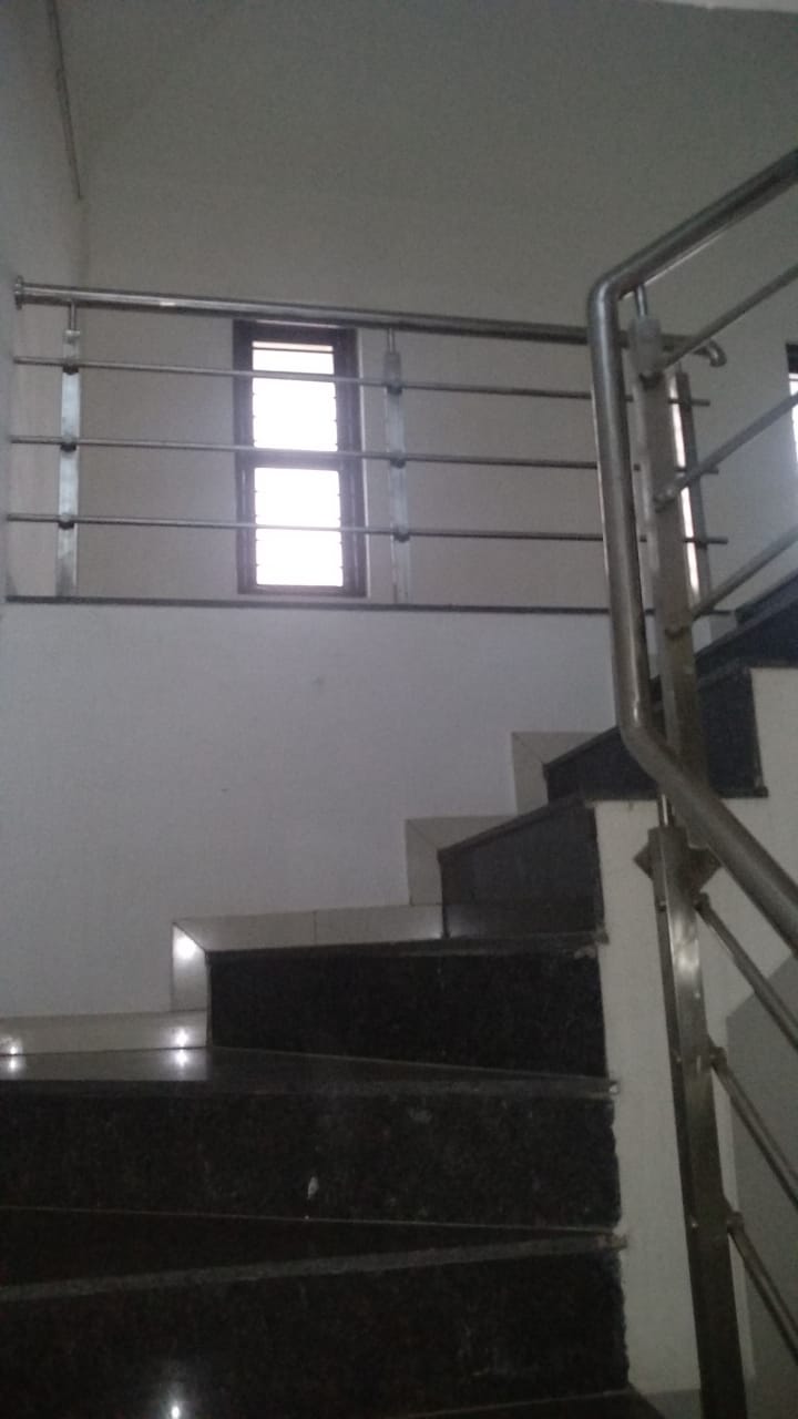 5 BHK 5166 Sq.FT Residential Bunglow for Rent in Thaltej Ahmedabad - Media 11