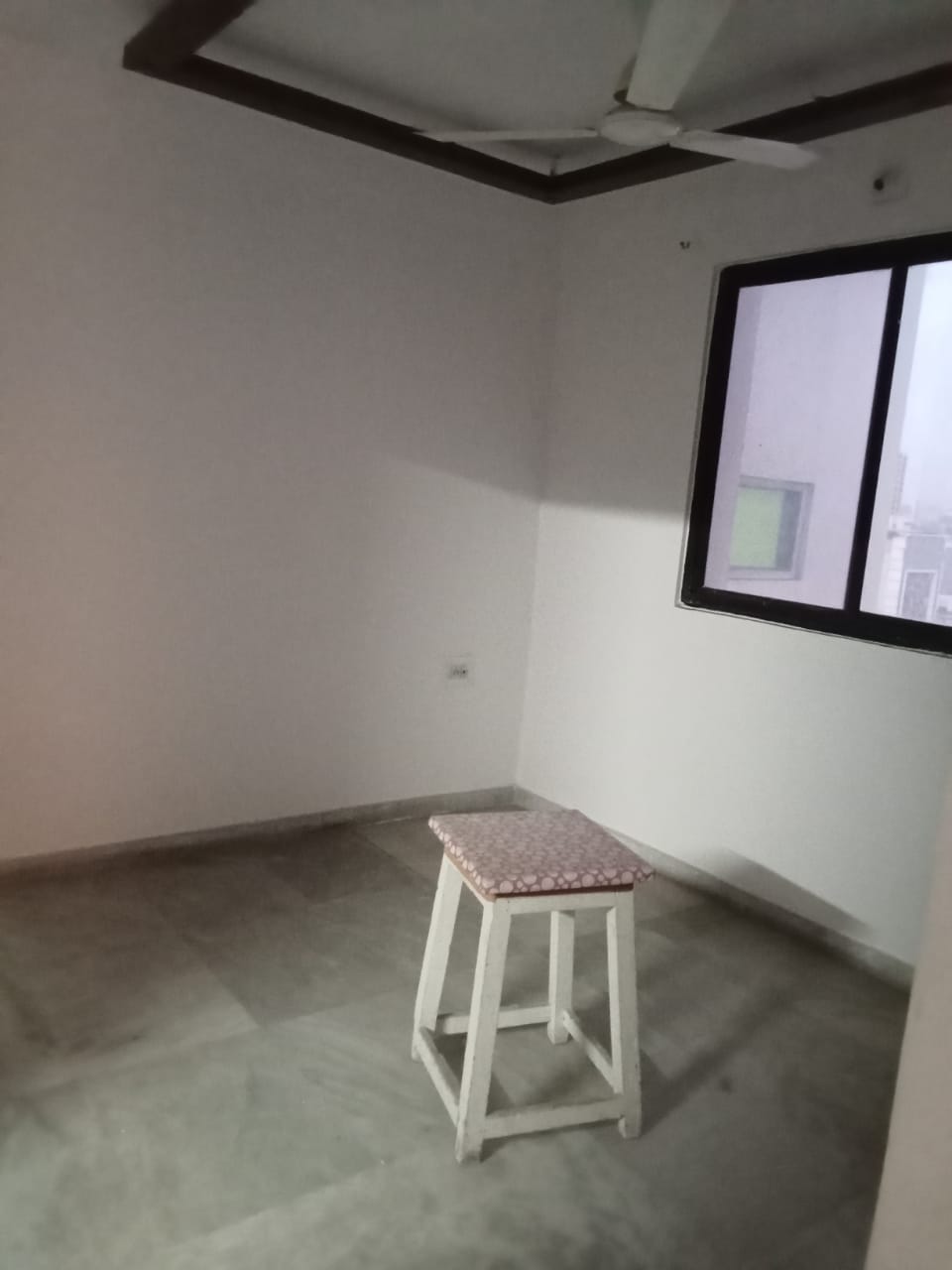 3 BHK 2000 Sq.FT Residential Flat for Rent in Ambawadi Ahmedabad - Media 7