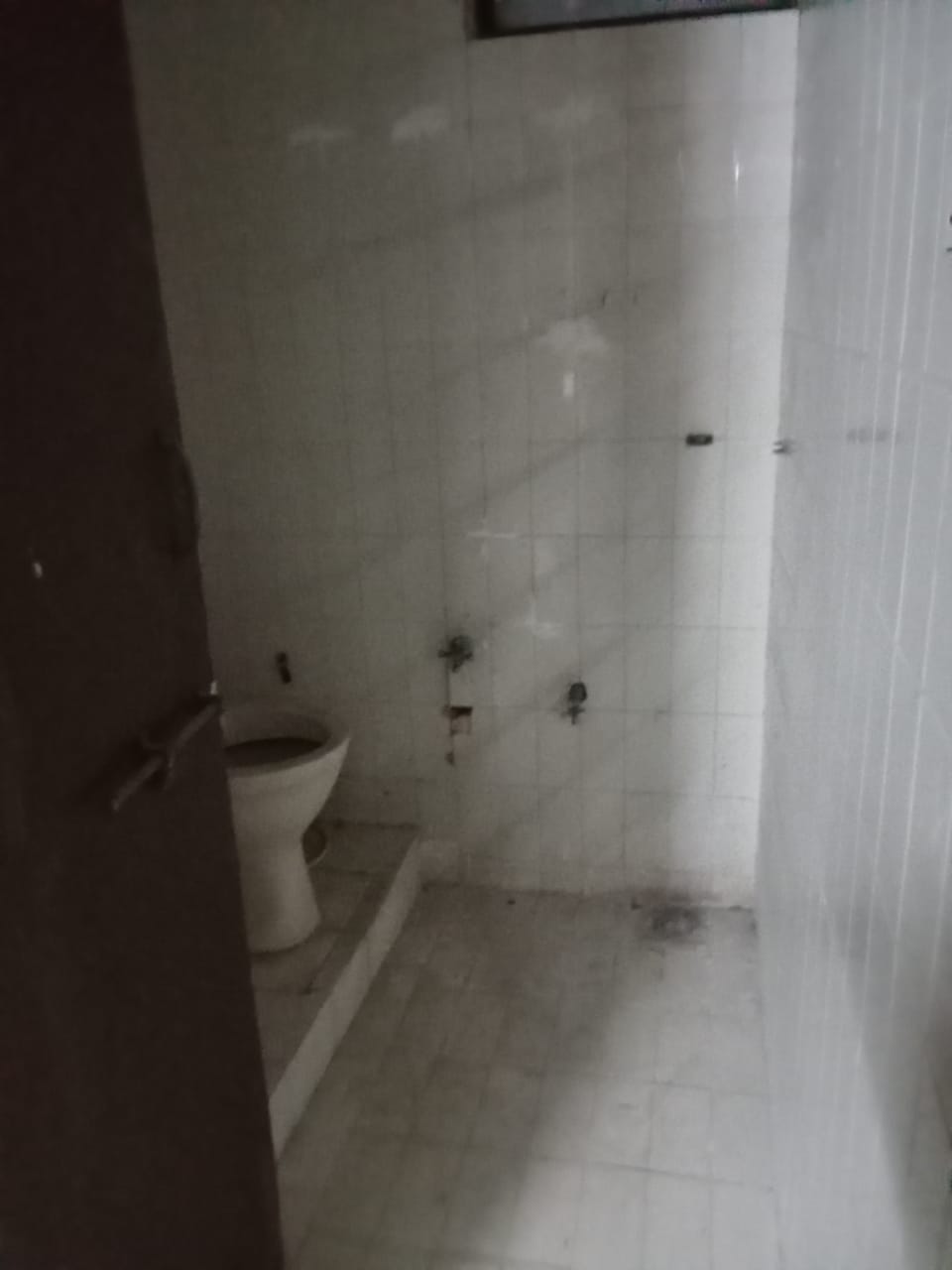 3 BHK 2000 Sq.FT Residential Flat for Rent in Ambawadi Ahmedabad - Media 6