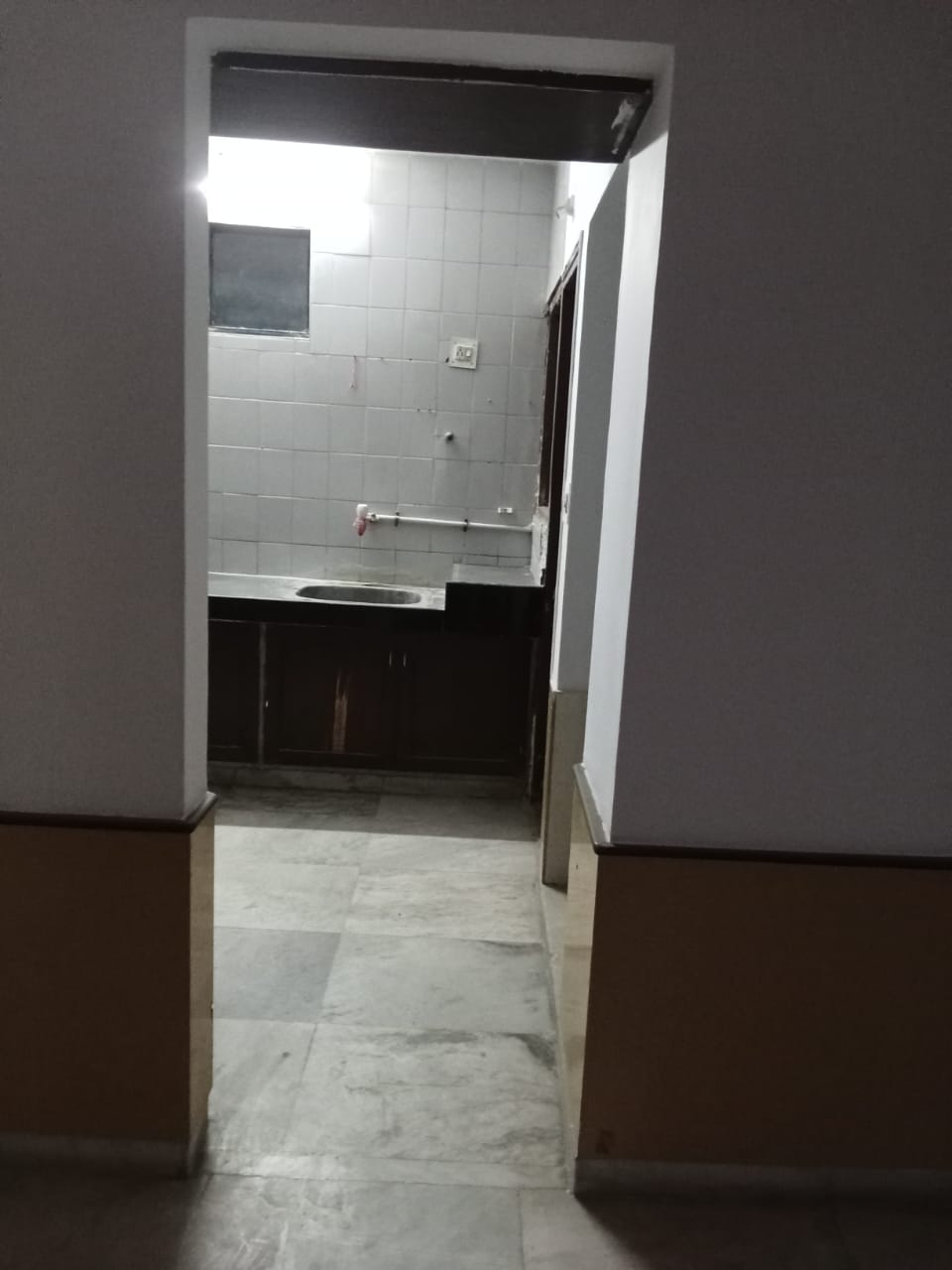 3 BHK 2000 Sq.FT Residential Flat for Rent in Ambawadi Ahmedabad - Media 13