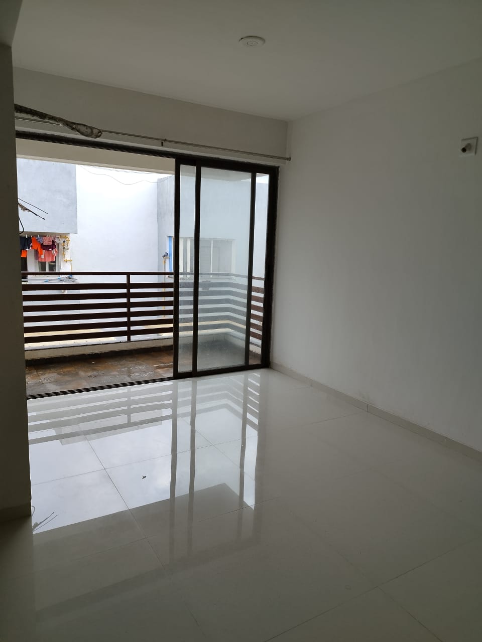 2 BHK 1375 Sq.FT Residential Flat for Rent in Naranpura Ahmedabad