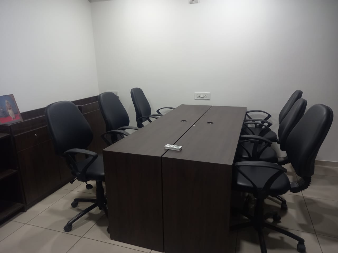 682 Sq.FT Commercial Office for Rent in Hebatpur Road Ahmedabad - Media 5