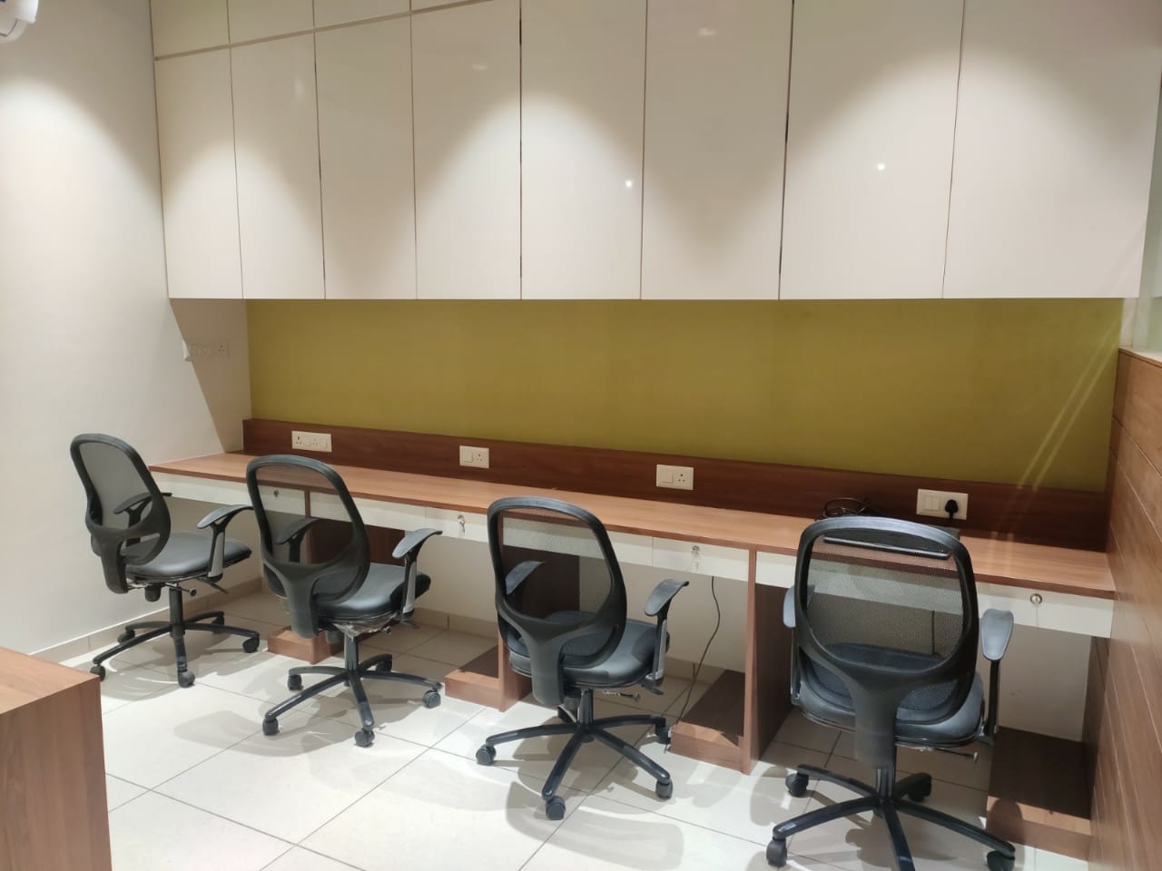 800 Sq.FT Commercial Office for Rent in Science City Road Ahmedabad - Media 8