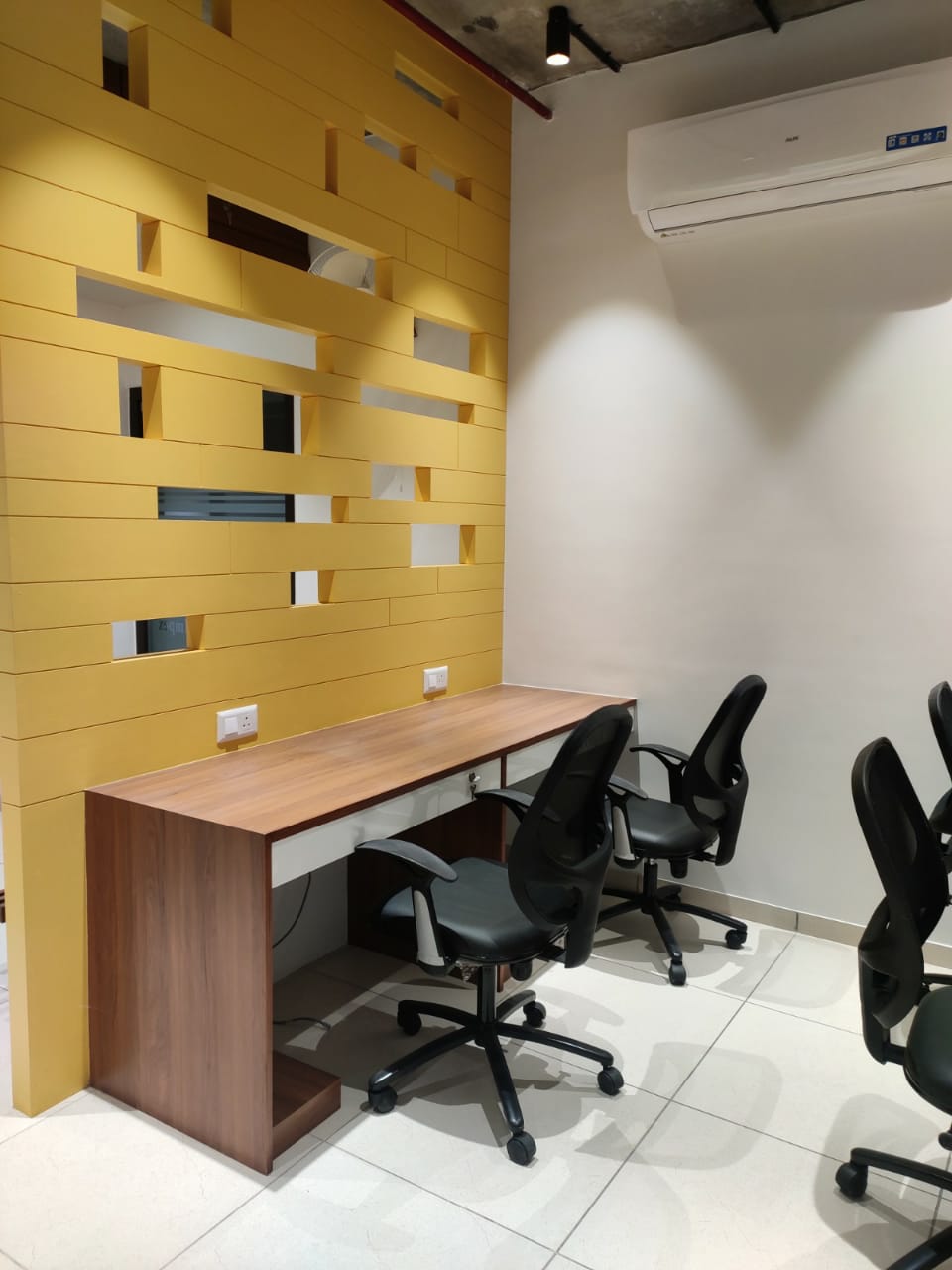 800 Sq.FT Commercial Office for Rent in Science City Road Ahmedabad - Media 7