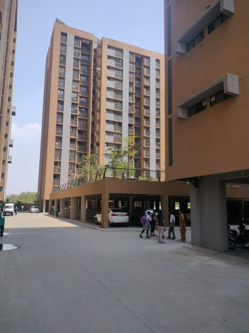 3 BHK 1472 Sq.FT Residential Flat for Rent in Shilaj Ahmedabad - Media 2