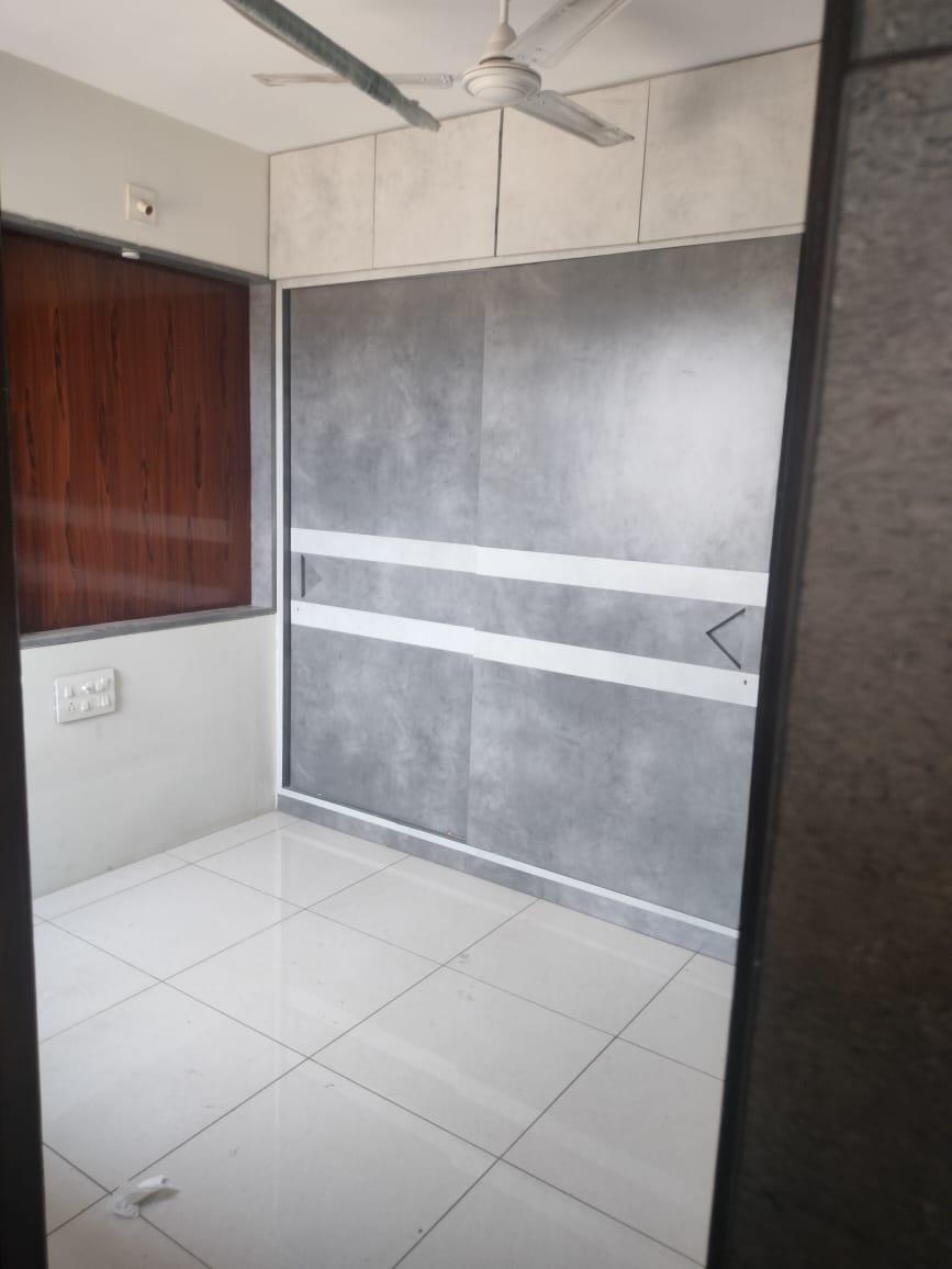 3 BHK 1472 Sq.FT Residential Flat for Rent in Shilaj Ahmedabad - Media 10