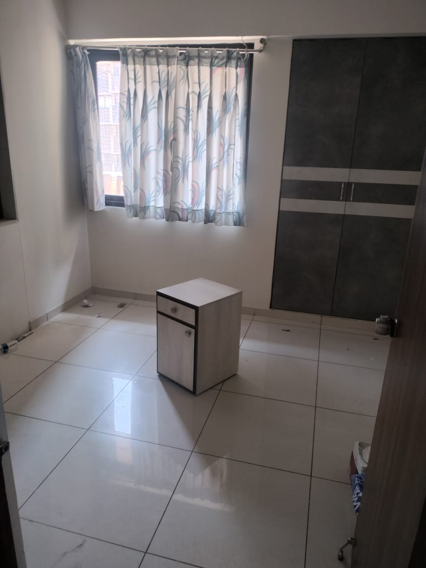 3 BHK 1472 Sq.FT Residential Flat for Rent in Shilaj Ahmedabad - Media 8