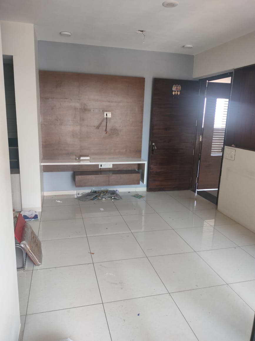 3 BHK 1472 Sq.FT Residential Flat for Rent in Shilaj Ahmedabad - Media 5