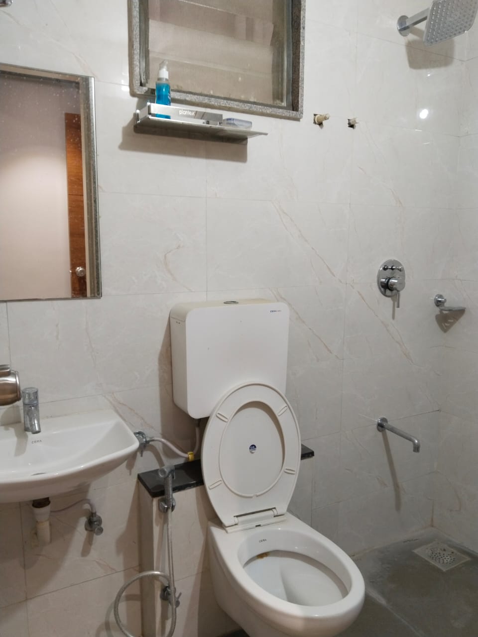 3 BHK 1750 Sq.FT Residential Flat for Rent in South Bopal Ahmedabad - Media 3