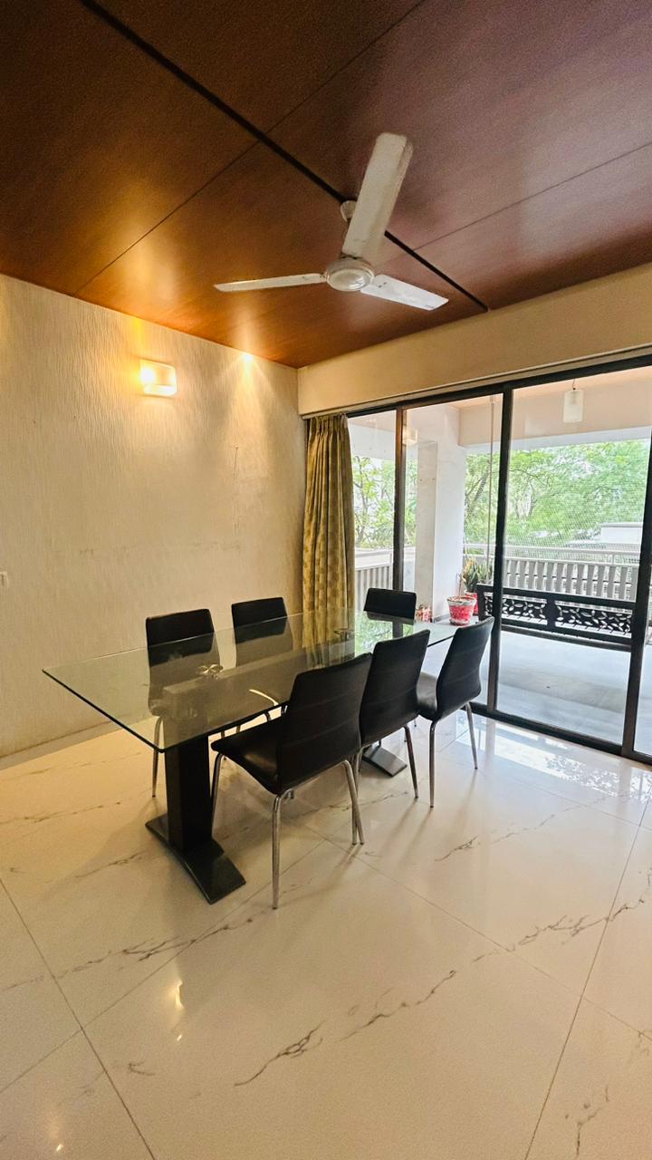 4 BHK 3510 Sq.FT Residential Flat for Rent in Prahladnagar Ahmedabad - Media 14