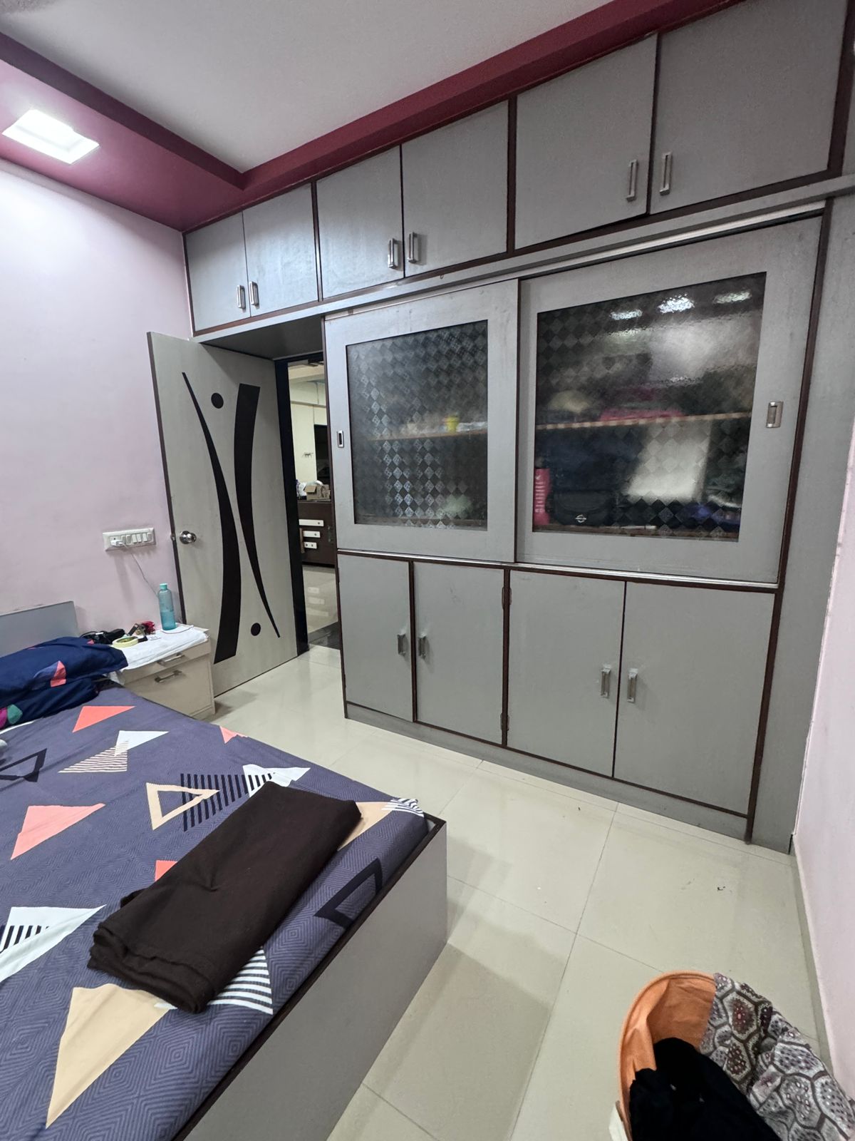 3 BHK 1800 Sq.FT Residential Flat for Rent in Thaltej Ahmedabad - Media 8