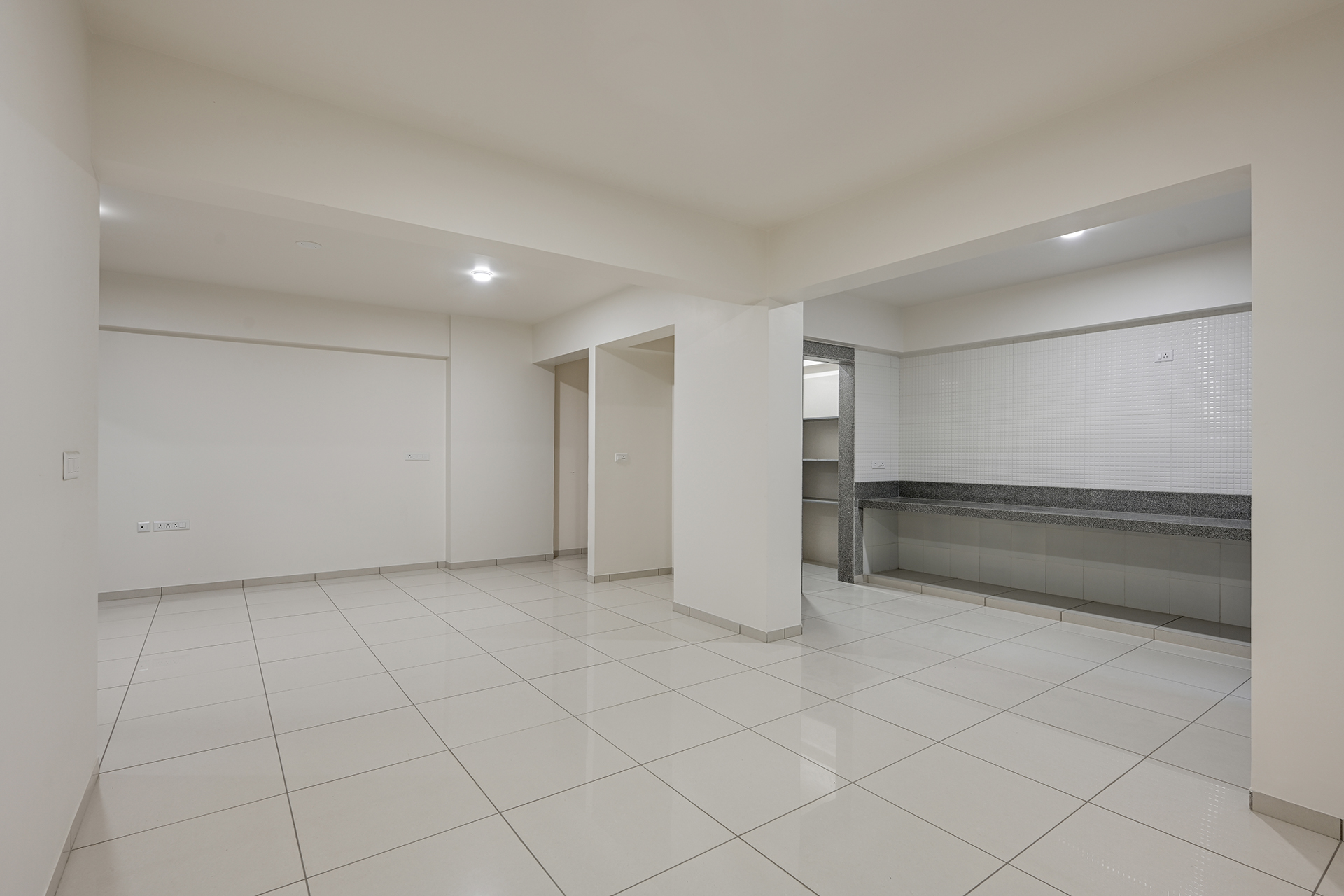 3 BHK 1820 Sq.FT Residential Flat for Rent in Bodakdev Ahmedabad - Media 6