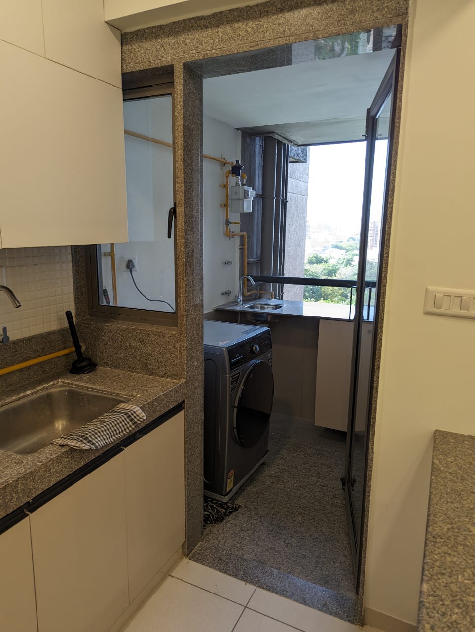 3 BHK 1820 Sq.FT Residential Flat for Rent in Bodakdev Ahmedabad - Media 17
