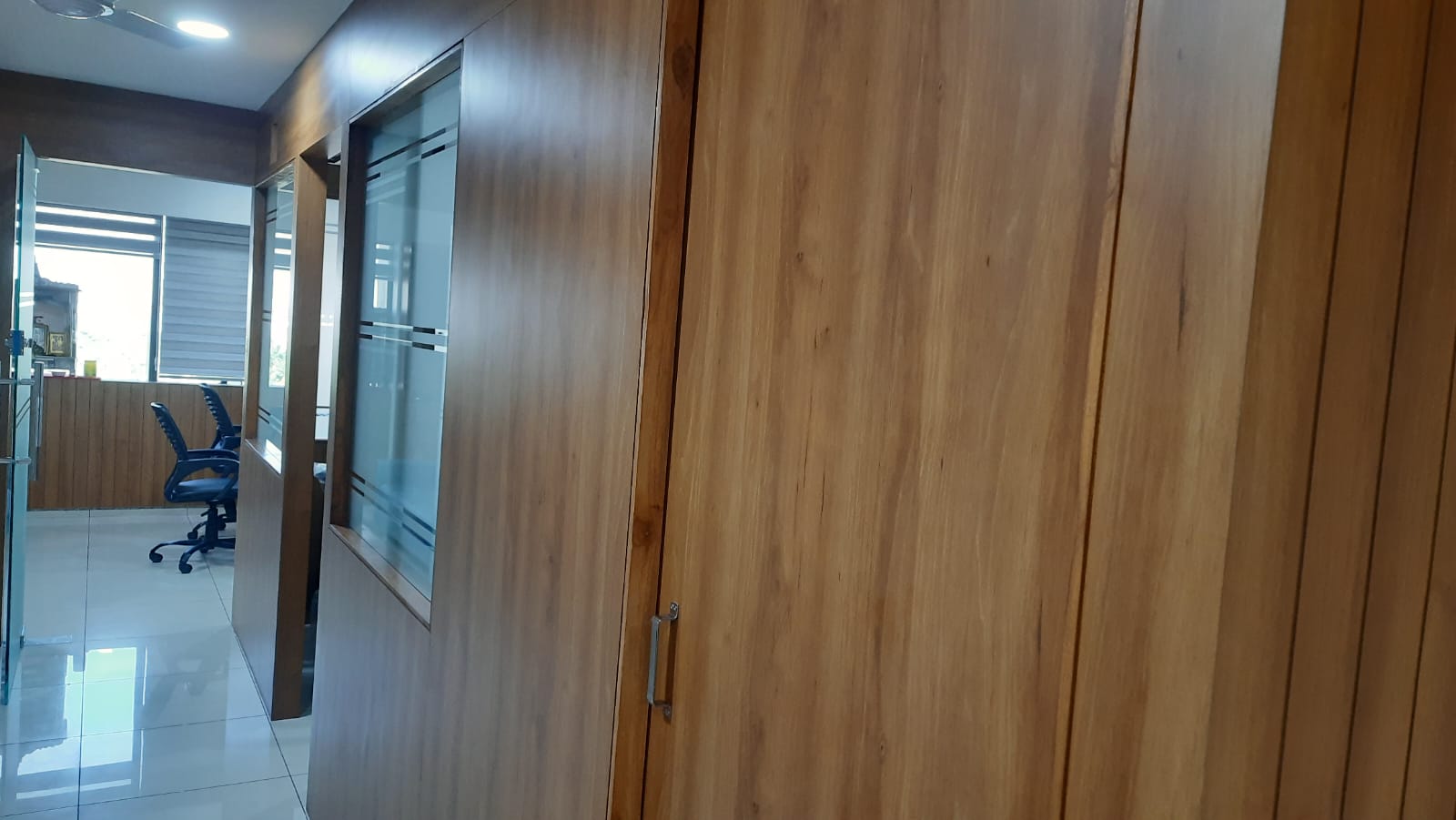OFFICE 870 Sq.FT Commercial Office for Rent in Bopal Ahmedabad - Media 4