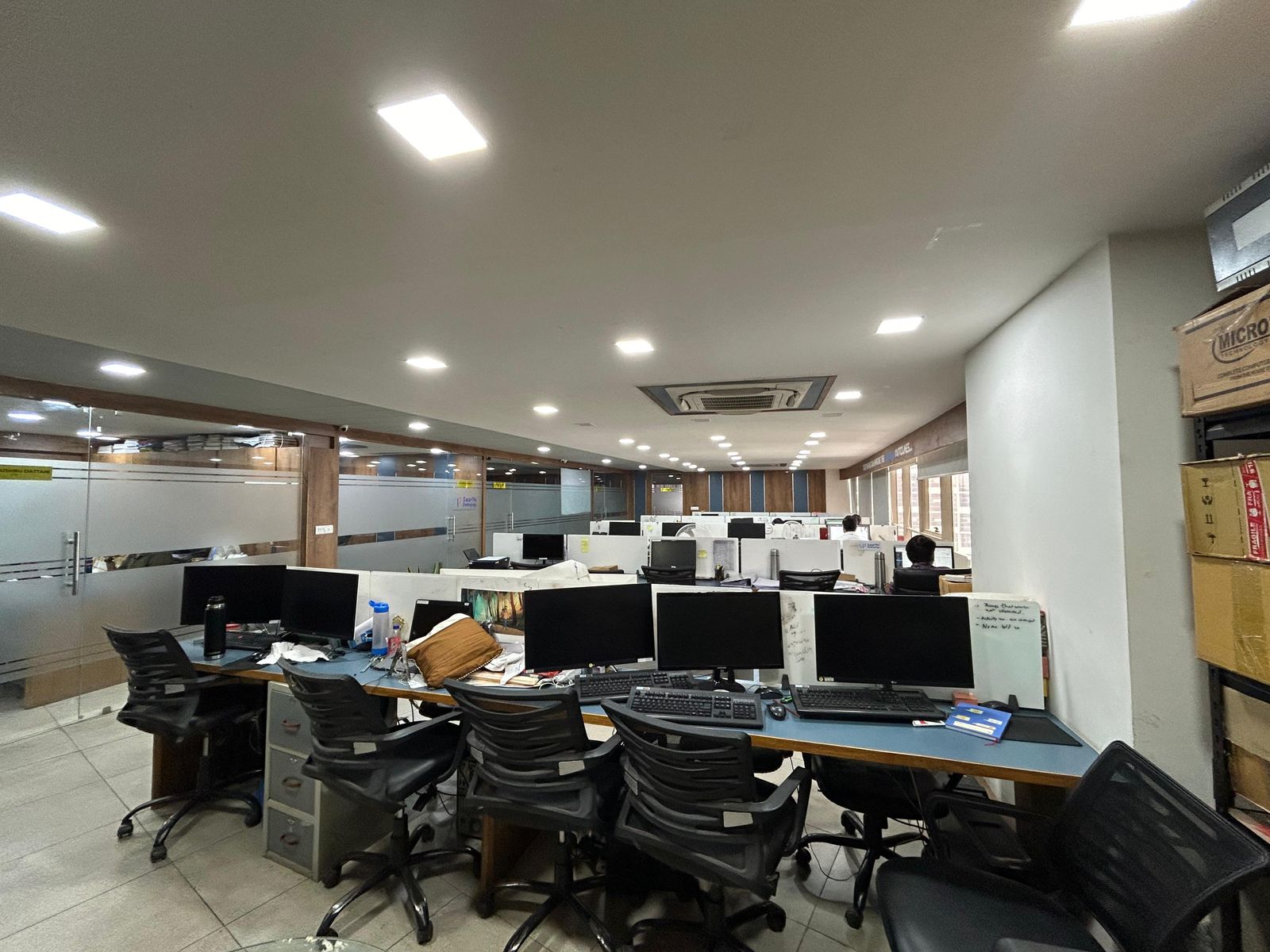 OFFICE 4010 Sq.FT Commercial Office for Rent in Ambli-bopal Road Ahmedabad - Media 13