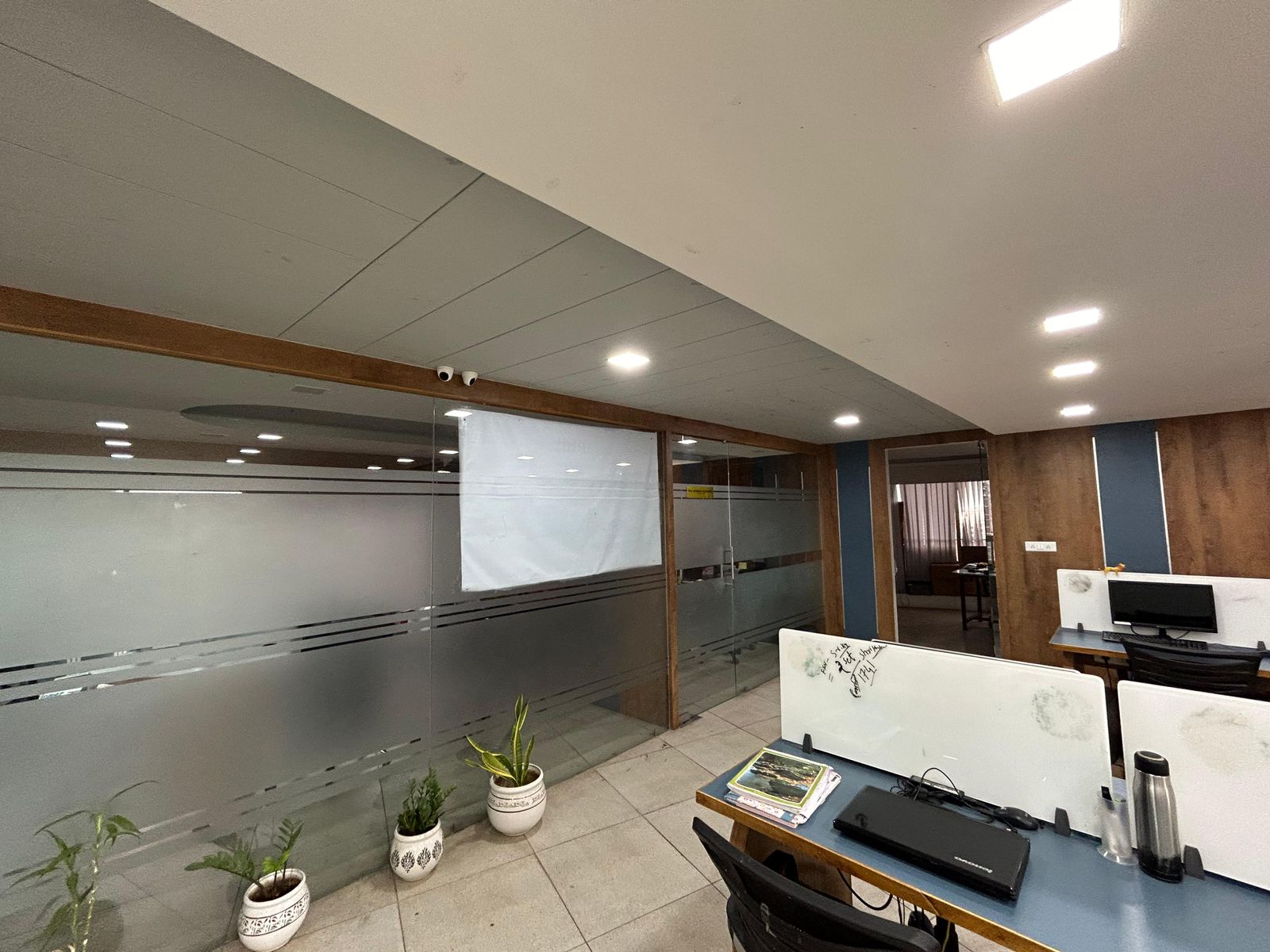 OFFICE 4010 Sq.FT Commercial Office for Rent in Ambli-bopal Road Ahmedabad - Media 5
