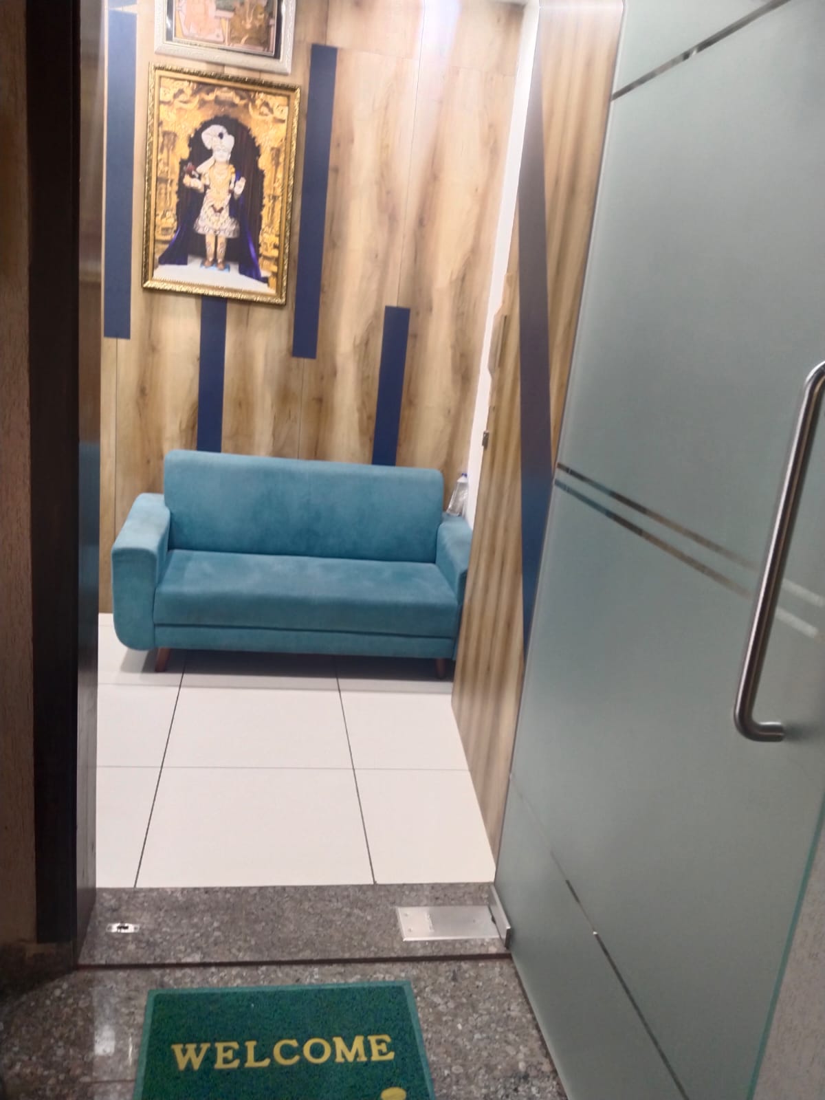 OFFICE 1050 Sq.FT Commercial Office for Rent in Sg Highway Ahmedabad - Media 6