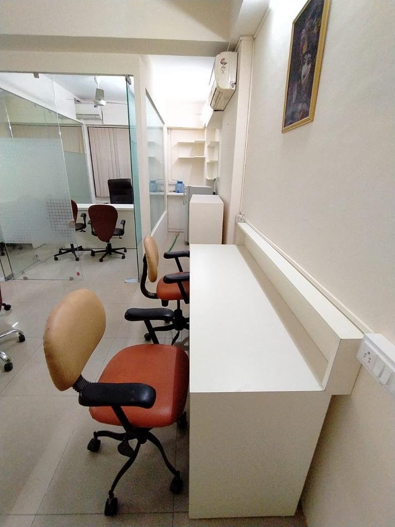 OFFICE 638 Sq.FT Commercial Office for Rent in Makarba Ahmedabad - Media 4