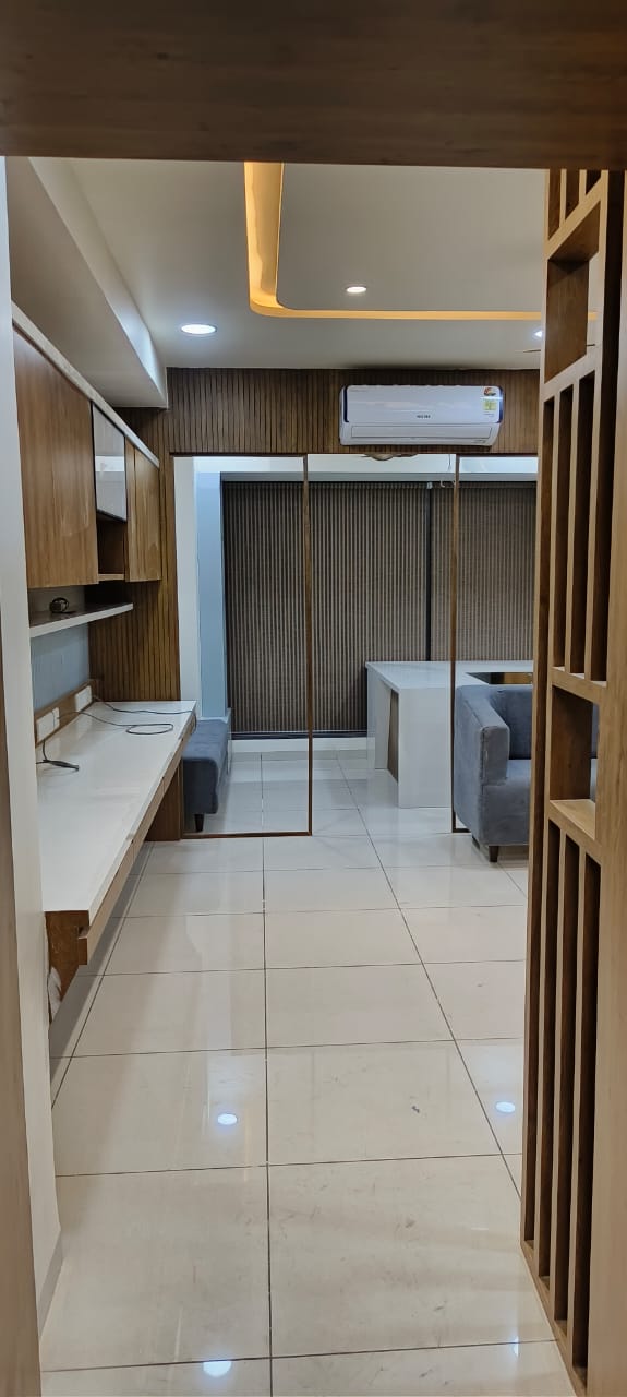 OFFICE 600 Sq.FT Commercial Office for Rent in Shyamal Ahmedabad