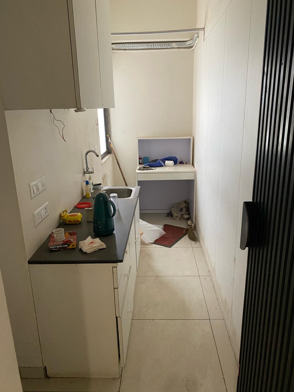 OFFICE 1815 Sq.FT Commercial Office for Rent in Science City Road Ahmedabad