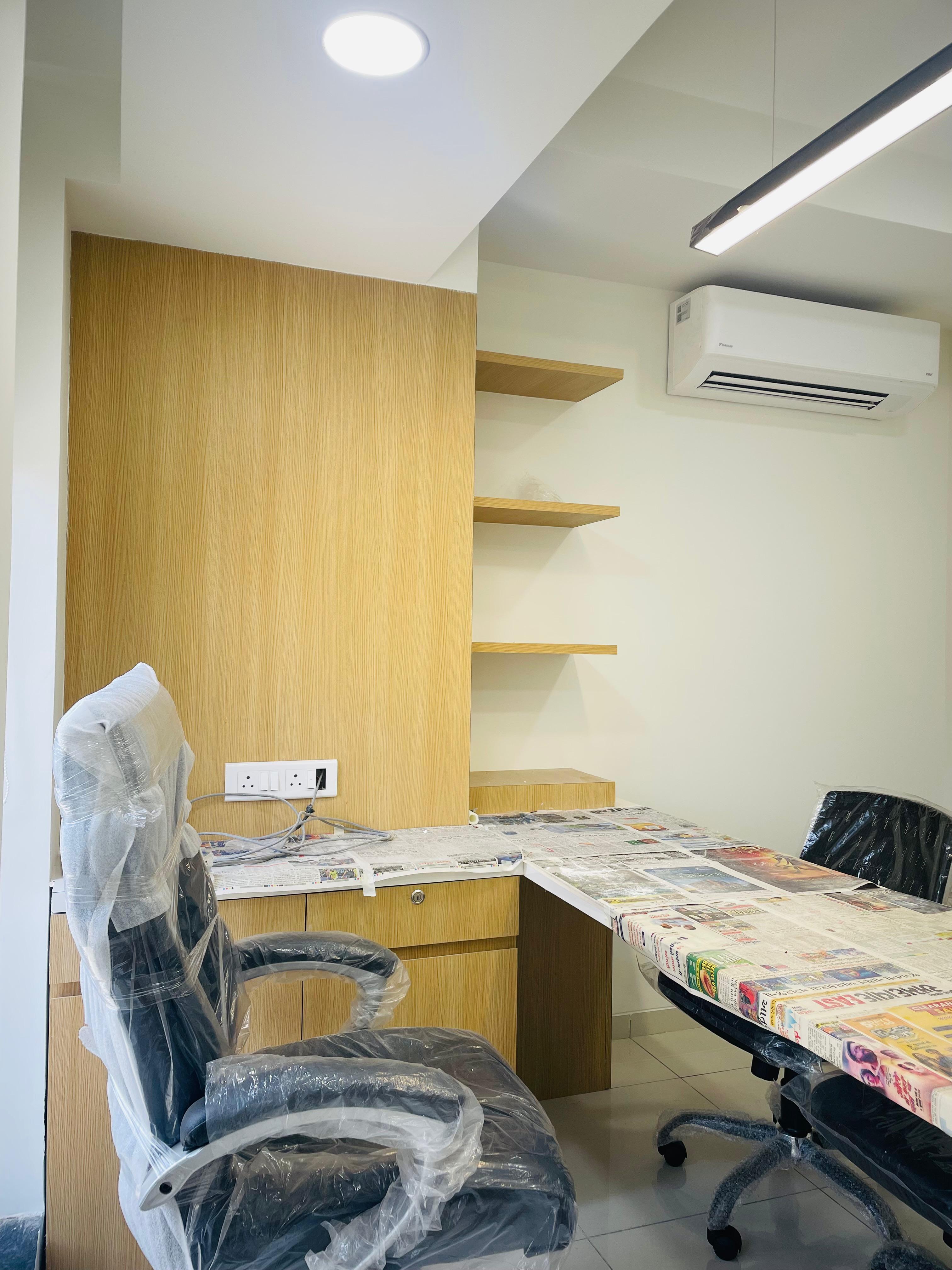 OFFICE 1320 Sq.FT Commercial Office for Rent in Nehrunagar Ahmedabad