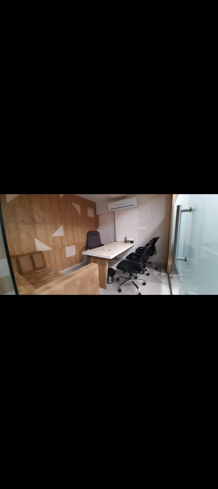 OFFICE 1310 Sq.FT Commercial Office for Rent in Bodakdev Ahmedabad - Media 9