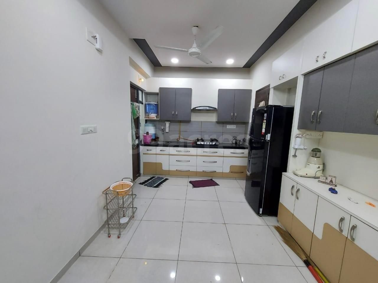 3 BHK 1435 Sq.FT Residential Flat for Rent in Shela Ahmedabad - Media 2
