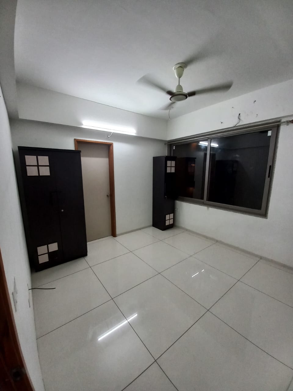 3 BHK 2230 Sq.FT Residential Flat for Rent in Vastrapur Ahmedabad