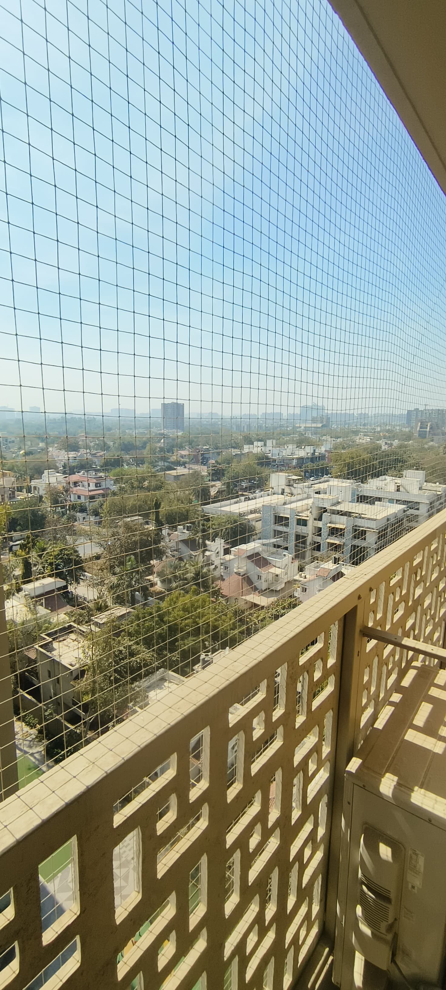 4 BHK 2990 Sq.FT Residential Flat for Rent in Thaltej Ahmedabad - Media 10